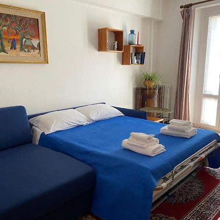 Polly'S Apartment 3 Floor Верона Екстериор снимка