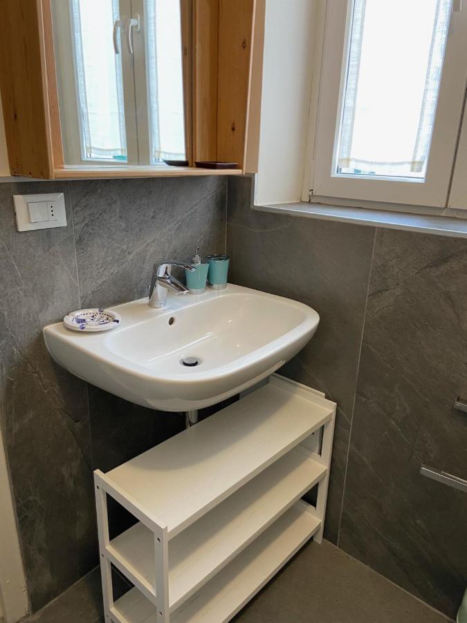 Polly'S Apartment 3 Floor Верона Екстериор снимка