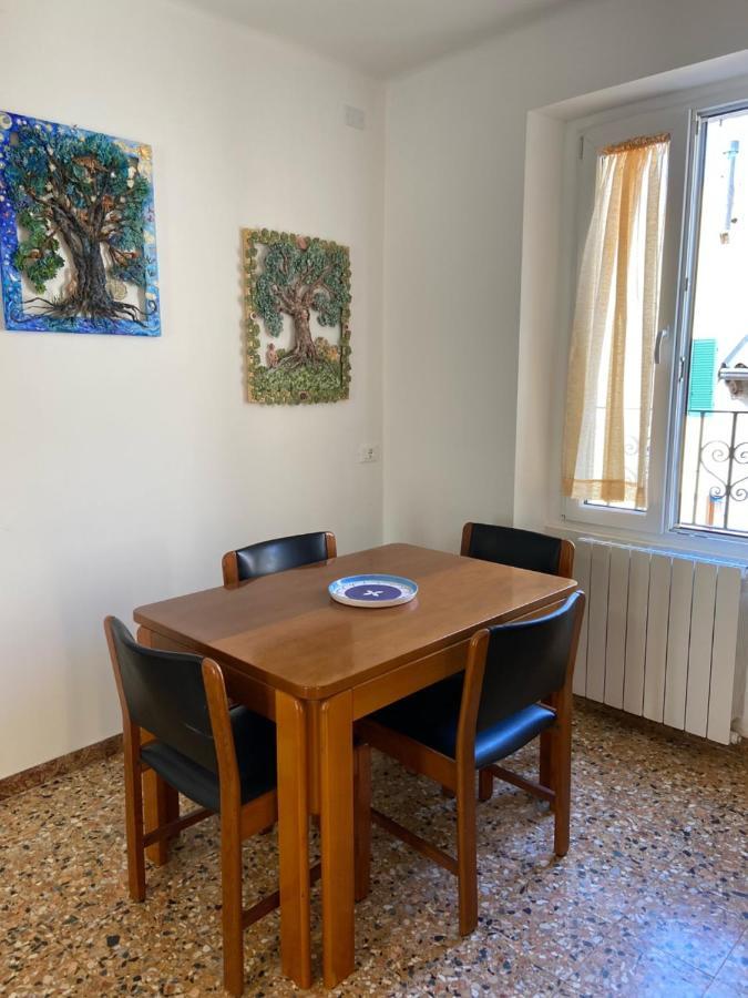 Polly'S Apartment 3 Floor Верона Екстериор снимка