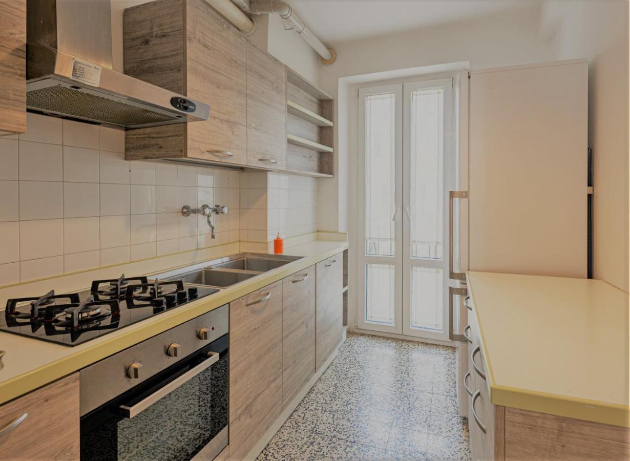 Polly'S Apartment 3 Floor Верона Екстериор снимка