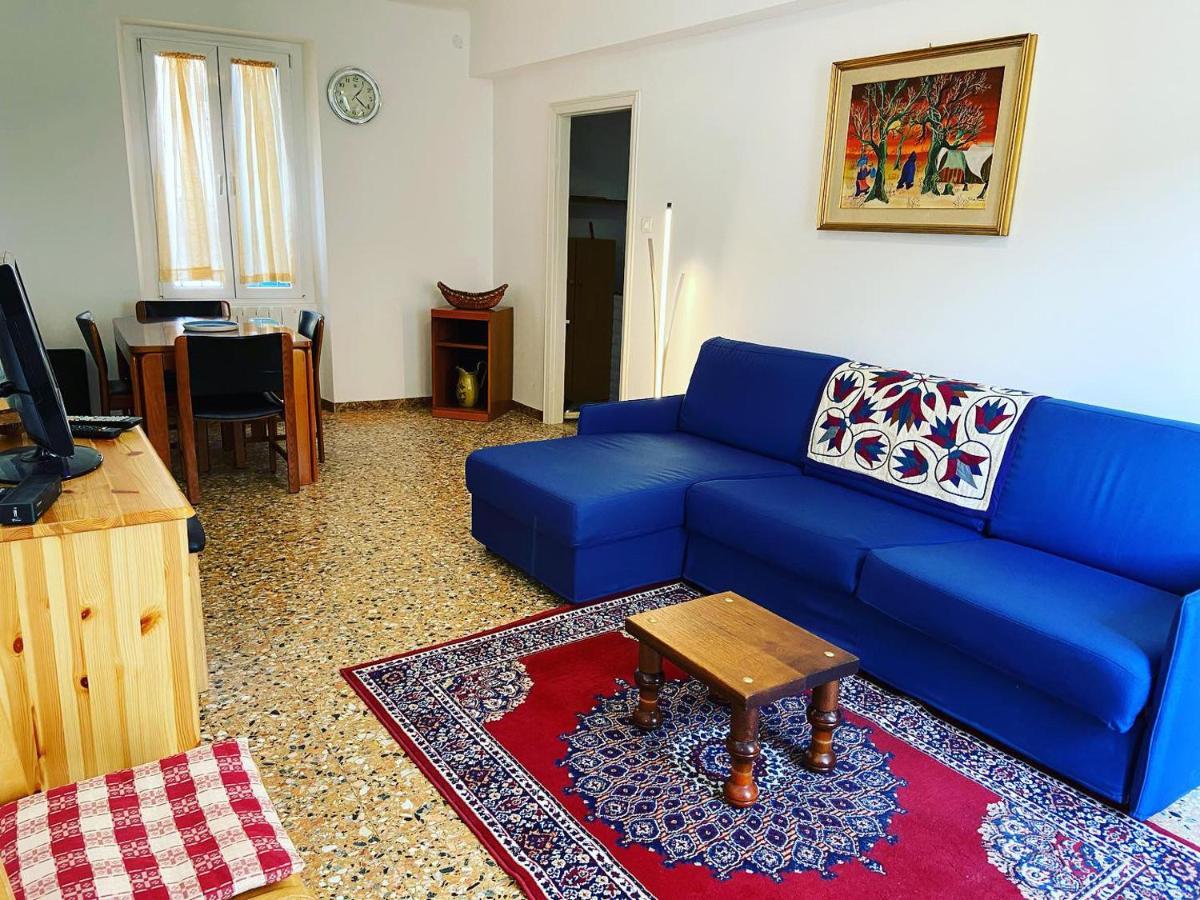 Polly'S Apartment 3 Floor Верона Екстериор снимка
