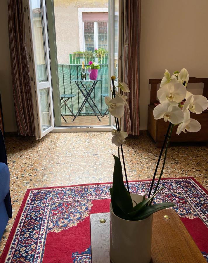 Polly'S Apartment 3 Floor Верона Екстериор снимка